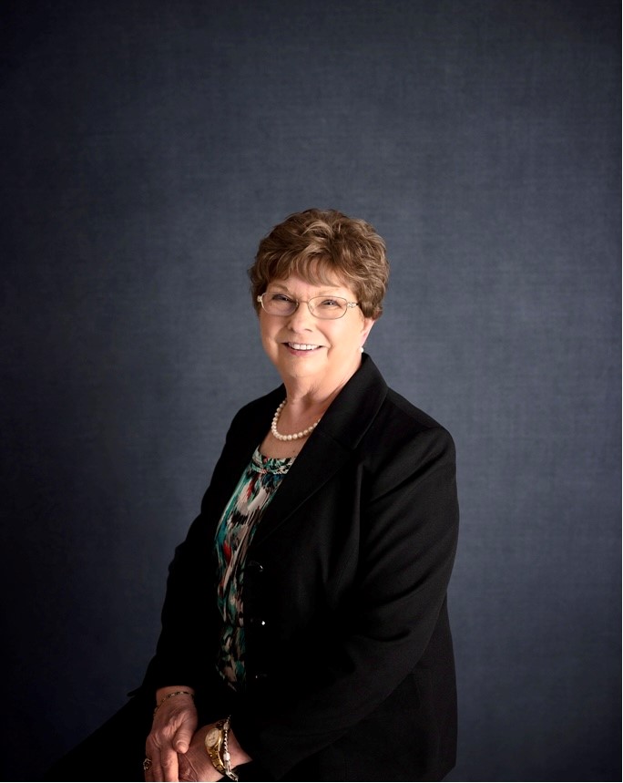 Dr Nancy Johnson