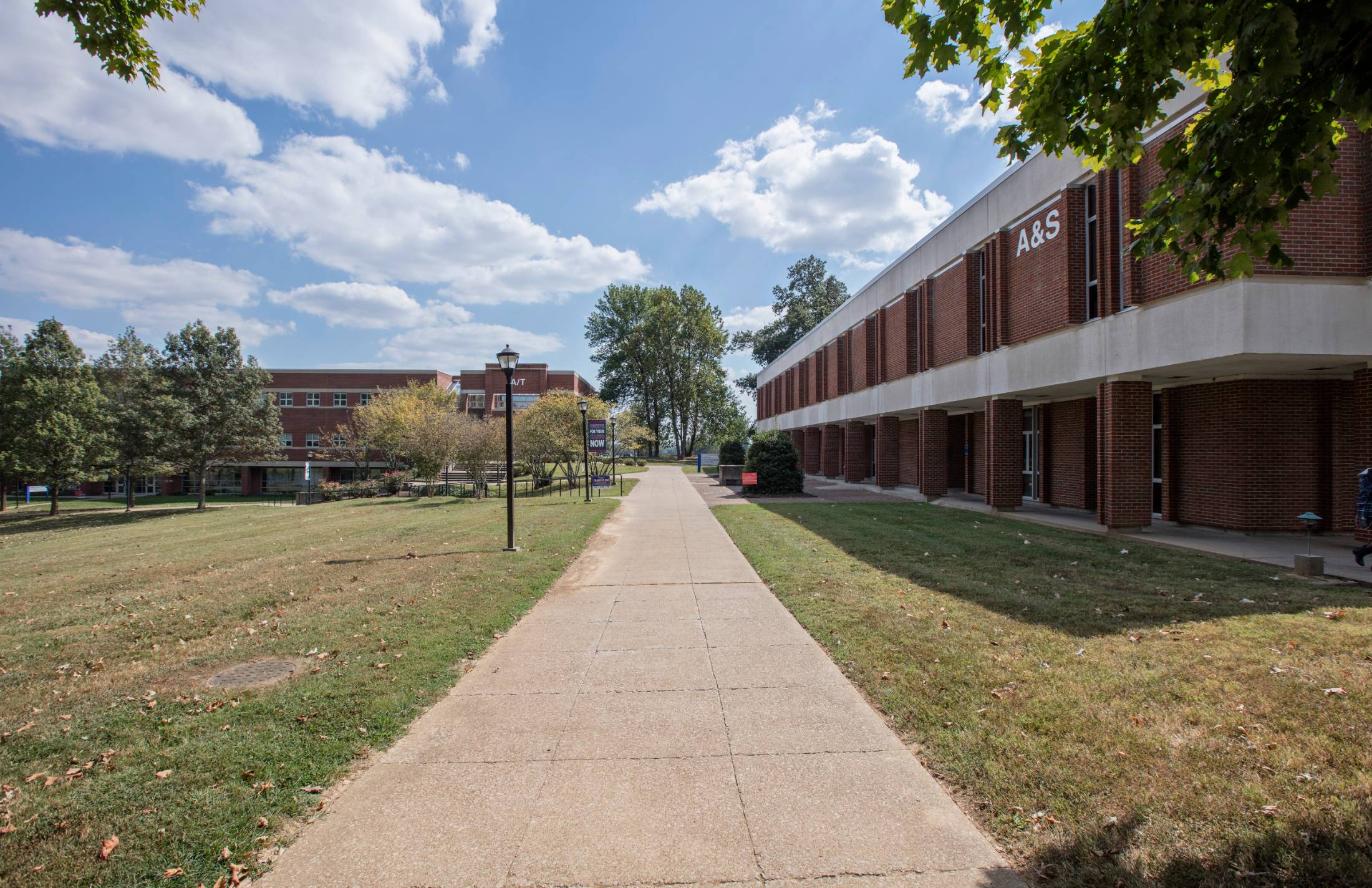 Henderson campus walkway